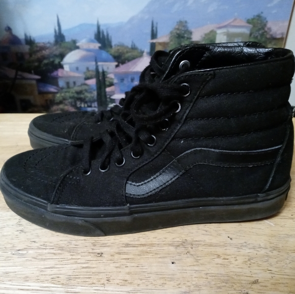 👟👟VANS BLACK SK8 -HI SHOE SIZE 6 LIKE NEW!! A FANTASTIC GIFT ITEM.🎁 - Picture 4 of 7